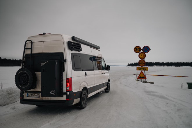 548ac00c 9954 4442 8055 d27f1076f67e